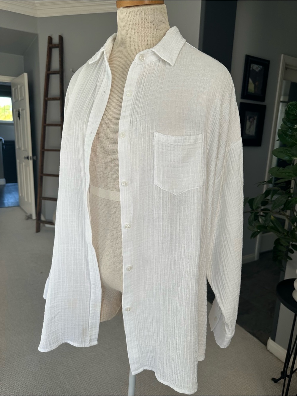 Sea Level Australia White Button-Down Cotton Gauze Shirt, size large - Picture 4 of 14